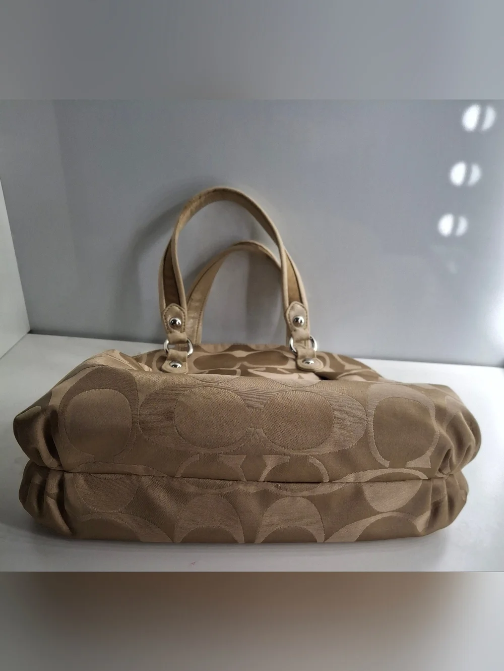 Coach Poppy Signature Sateen Pocket Hobo 18708 EUC - Picture 3 of 8